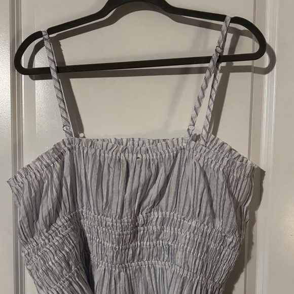 Forever 21 Crop Button Down Shirt Blue and White Striped - Picture 5 of 6